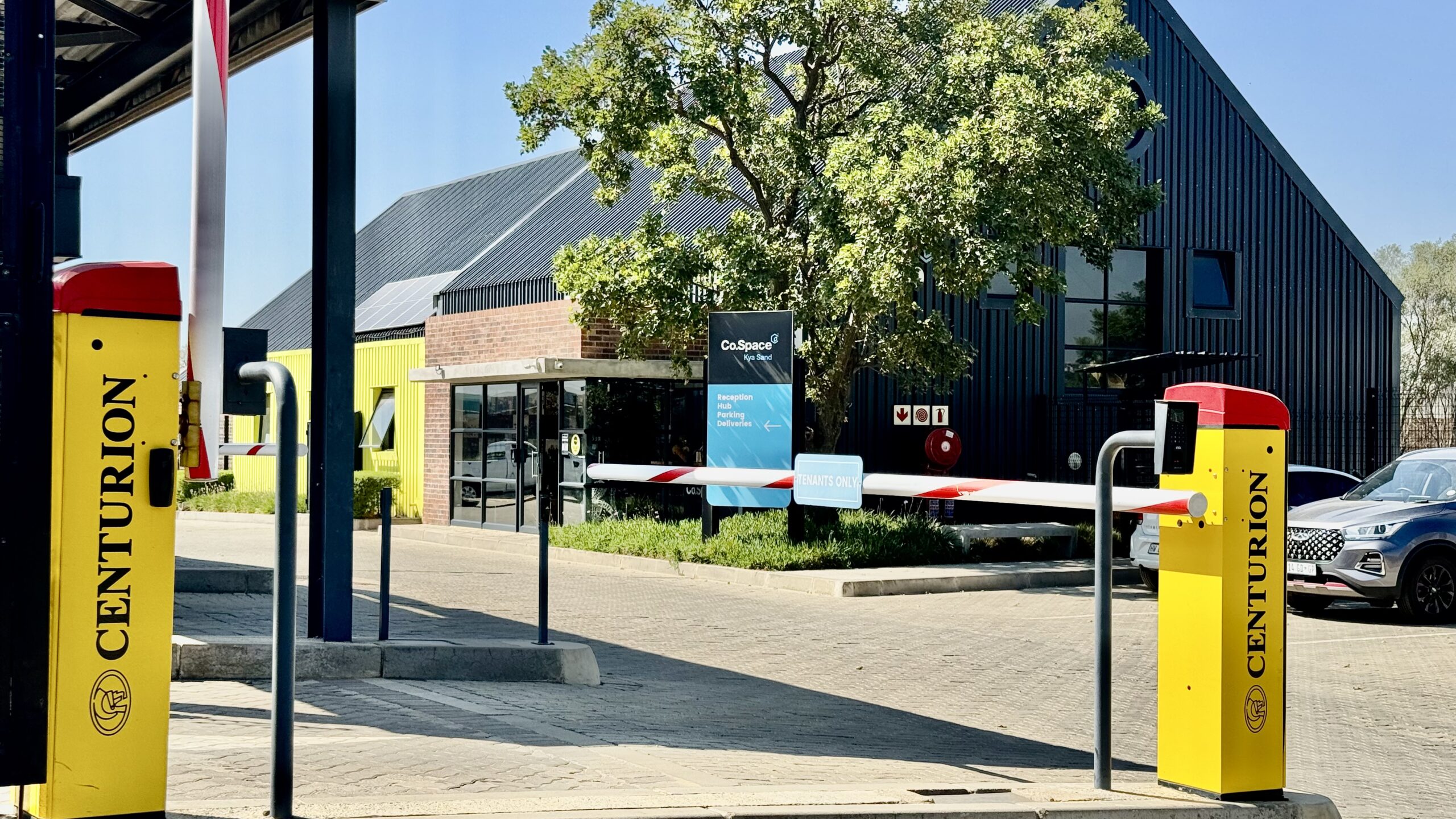 Co.Space Security Entrance, safe and secure workspaces